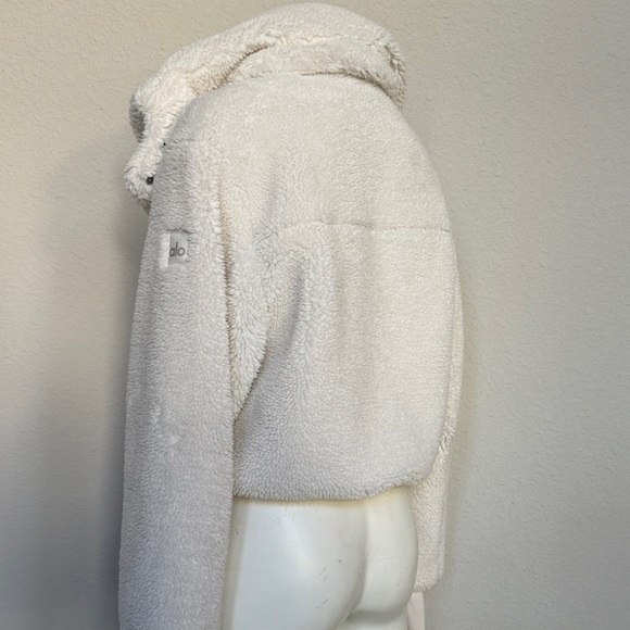 ALO Yoga Foxy Faux Sherpa Teddy Jacket - Picture 8 of 14